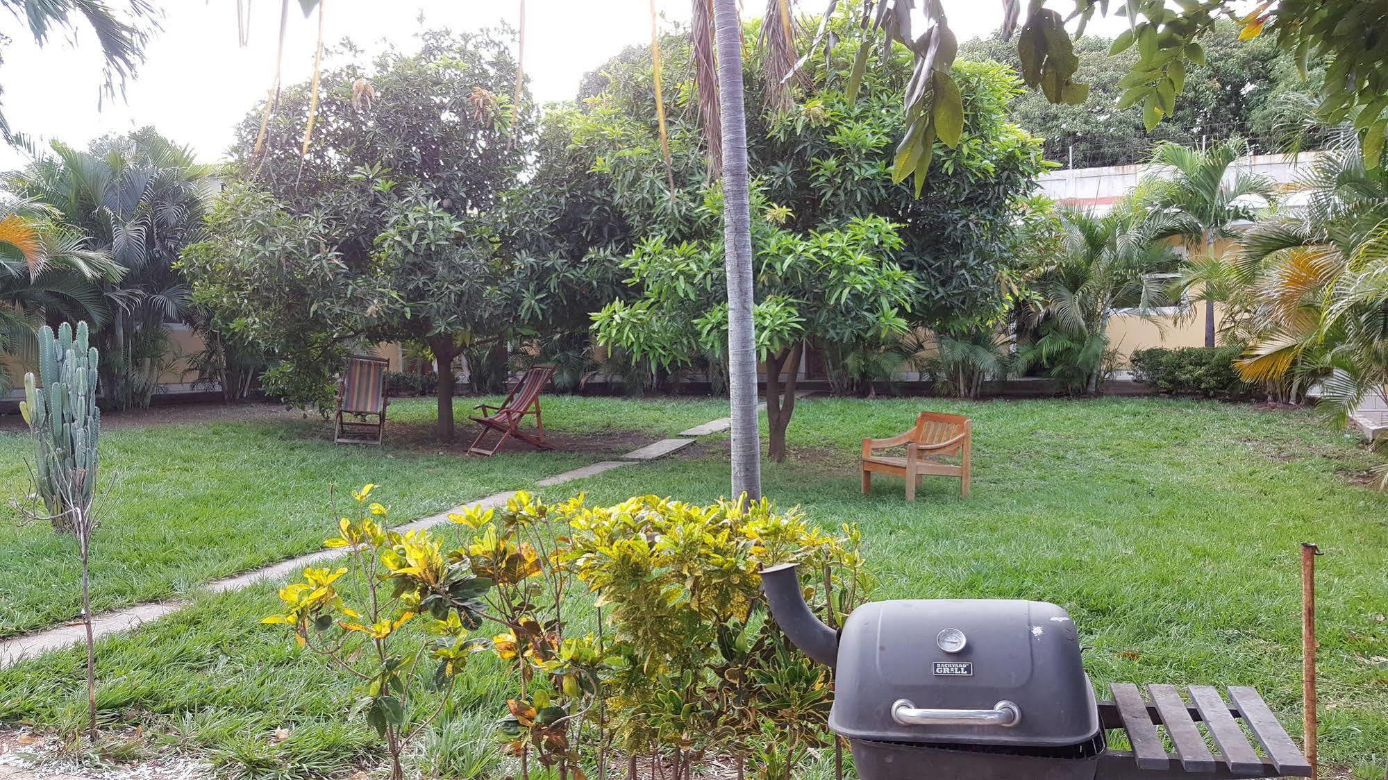 Hotel La Arboleda มานากัว ภายนอก รูปภาพ