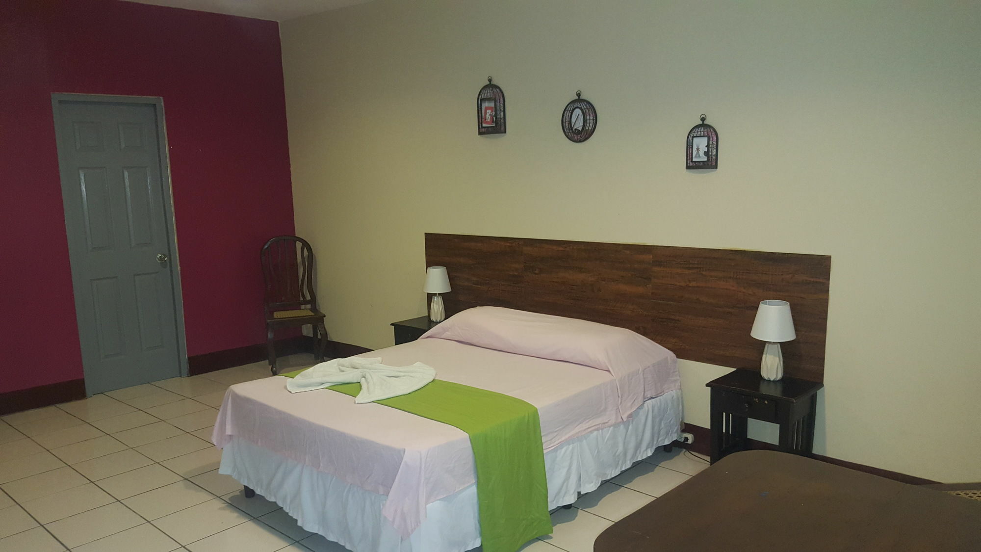 Hotel La Arboleda มานากัว ภายนอก รูปภาพ